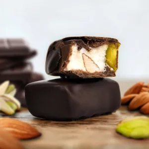 photo produit, domino alpin, nougat, nougat de provence, nougat enrobé de chocolat, le bonbon français